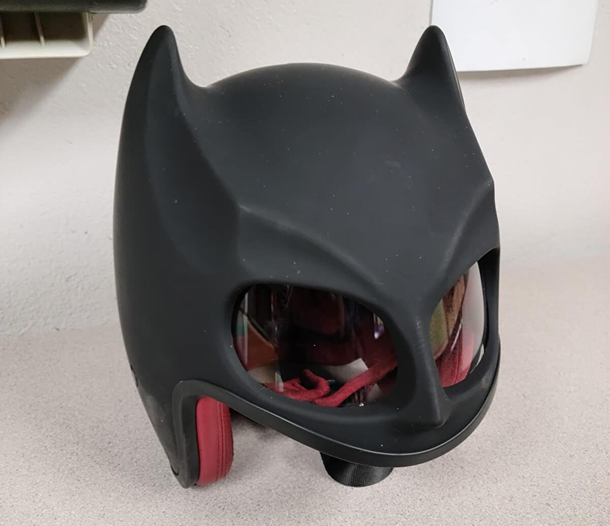 2022's Best DOT Approved Batman Motorcycle Helmets [TESTED]